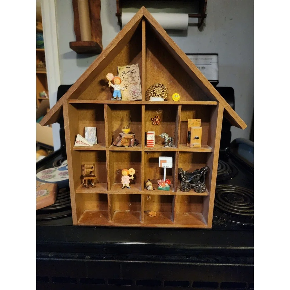 Vintage House Shaped Wall Hanging Trinket Display Shelf 14 Cubbies W/ Trinkets